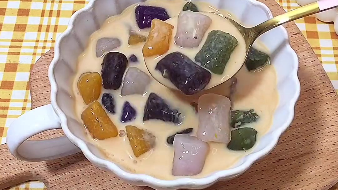 好喝!在家自制一杯芋圆焦糖奶茶吧～(8月饭票)#秋天的第一杯奶茶#