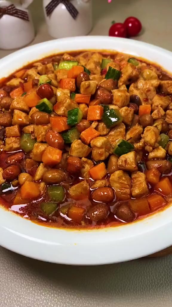 家庭版宫保鸡丁,做法简单又下饭。