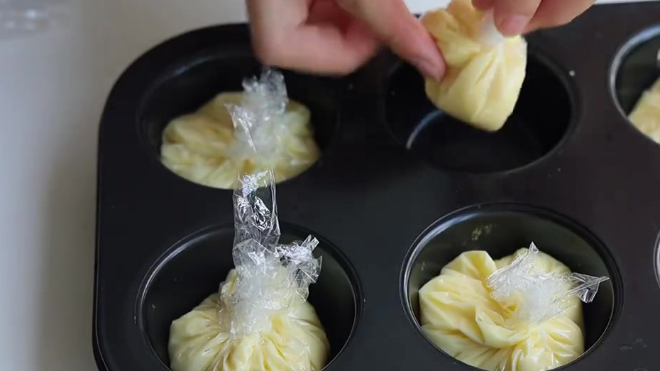 用榴莲做的甜品直接封神了,榴莲冰皮月饼简直绝绝子,快学起来!(来源:柠檬爱做饭_ )