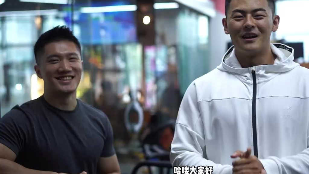 当运动 健身越来越被大众熟知 更多健身小白接触的只是健美体系训练 目的在于 孤立肌肉发力 