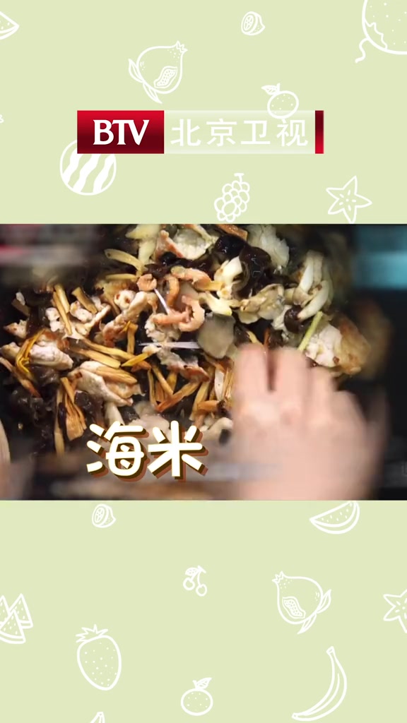 养生厨房 没胃口?试试这道护心降糖又防癌的海鲜打卤面,各种食材泡一泡,炒一炒,看着不简单,