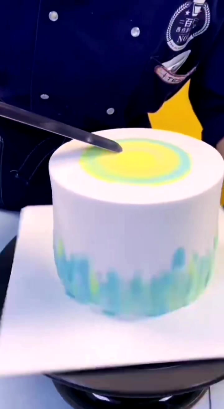 漂亮梦幻的生日蛋糕