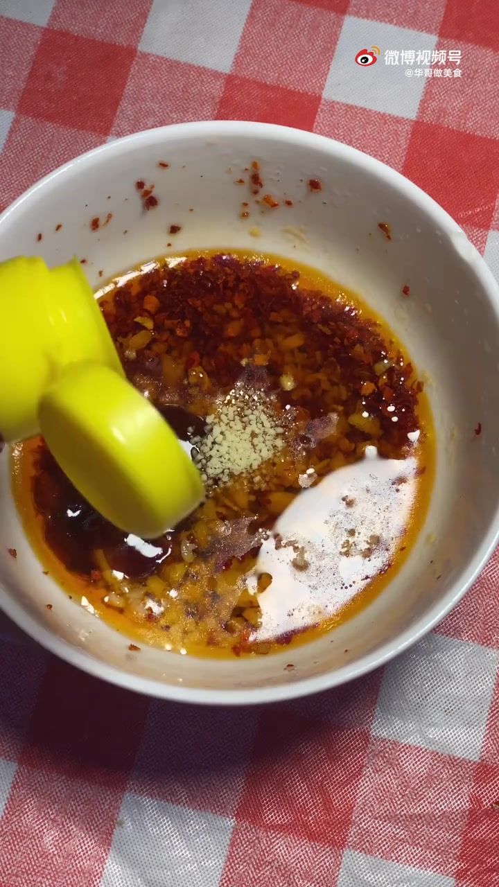 家里面来客了,不知道吃什么,就做这道鸡蛋干,既简单又好吃!#不可辜负的美食##厨艺教程##