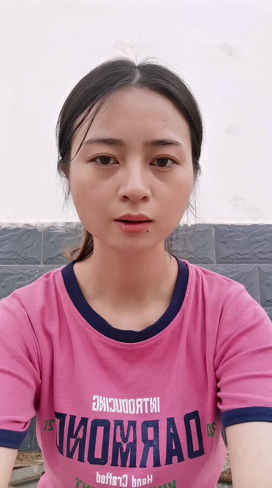 描写桃花的诗句。