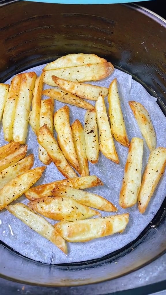 空气炸锅炸薯条怎么做