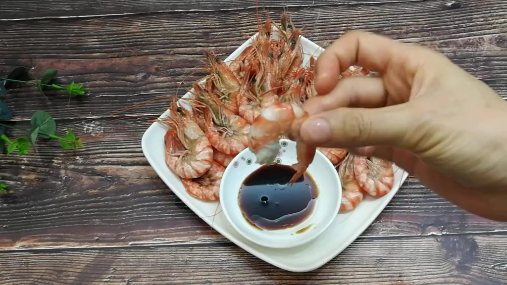 虾要煮多久?   