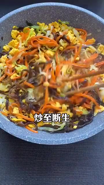 #美食diy#不用水不和面,10秒学会懒人酥皮大馅饼,全家吃不够。很适合做早餐吗。