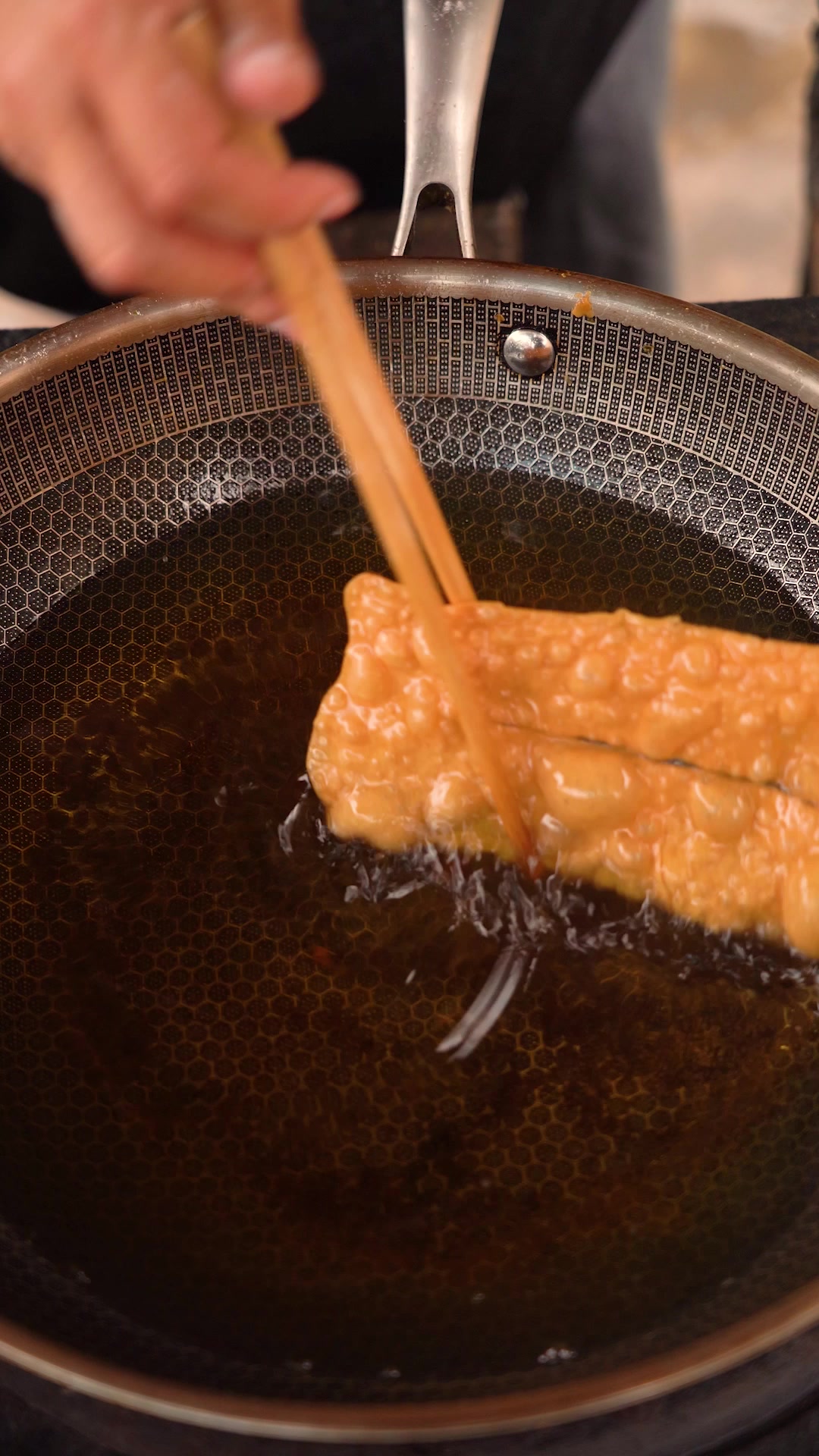 教大家做个家庭版煎饼果子,简单又好吃~