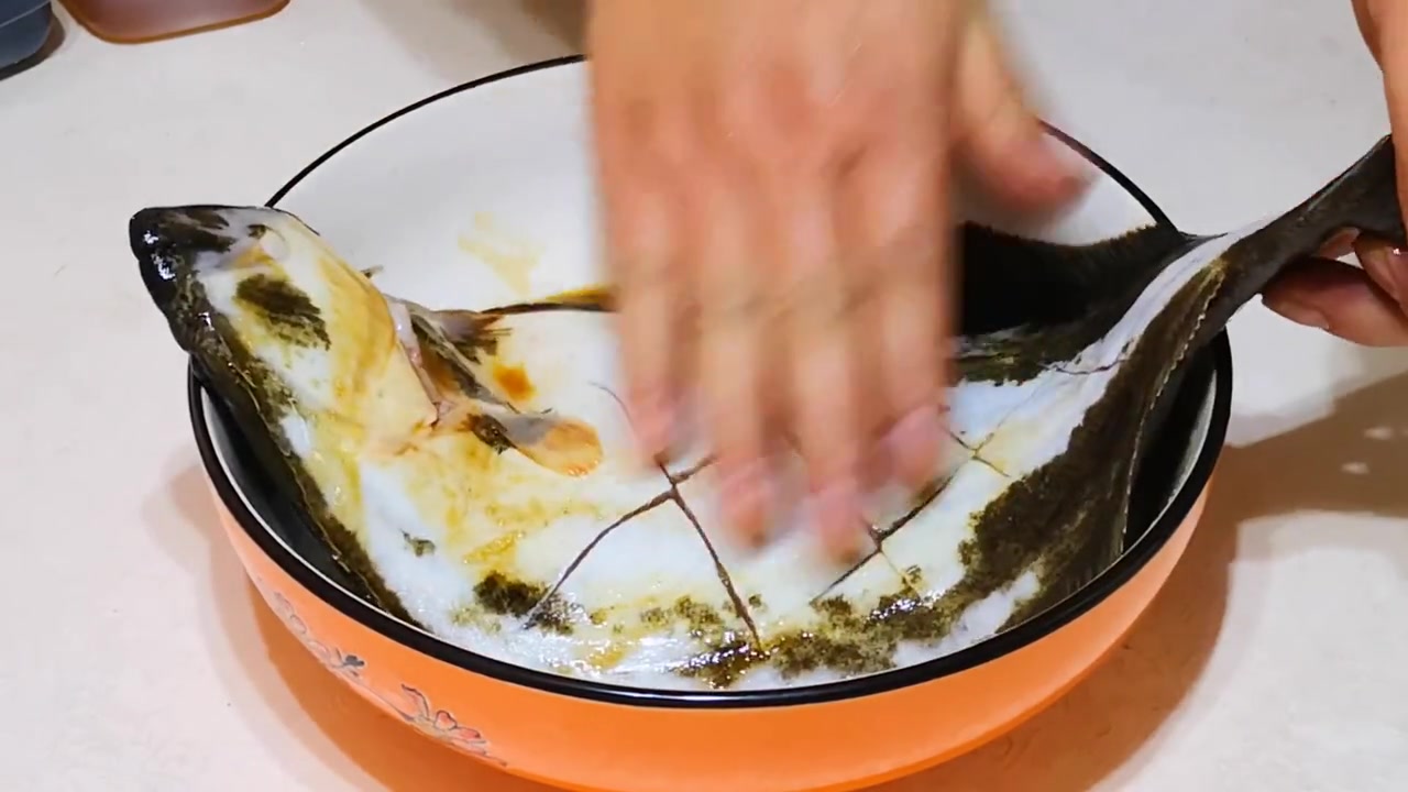 这才是扁口鱼的正确做法,好吃无腥味