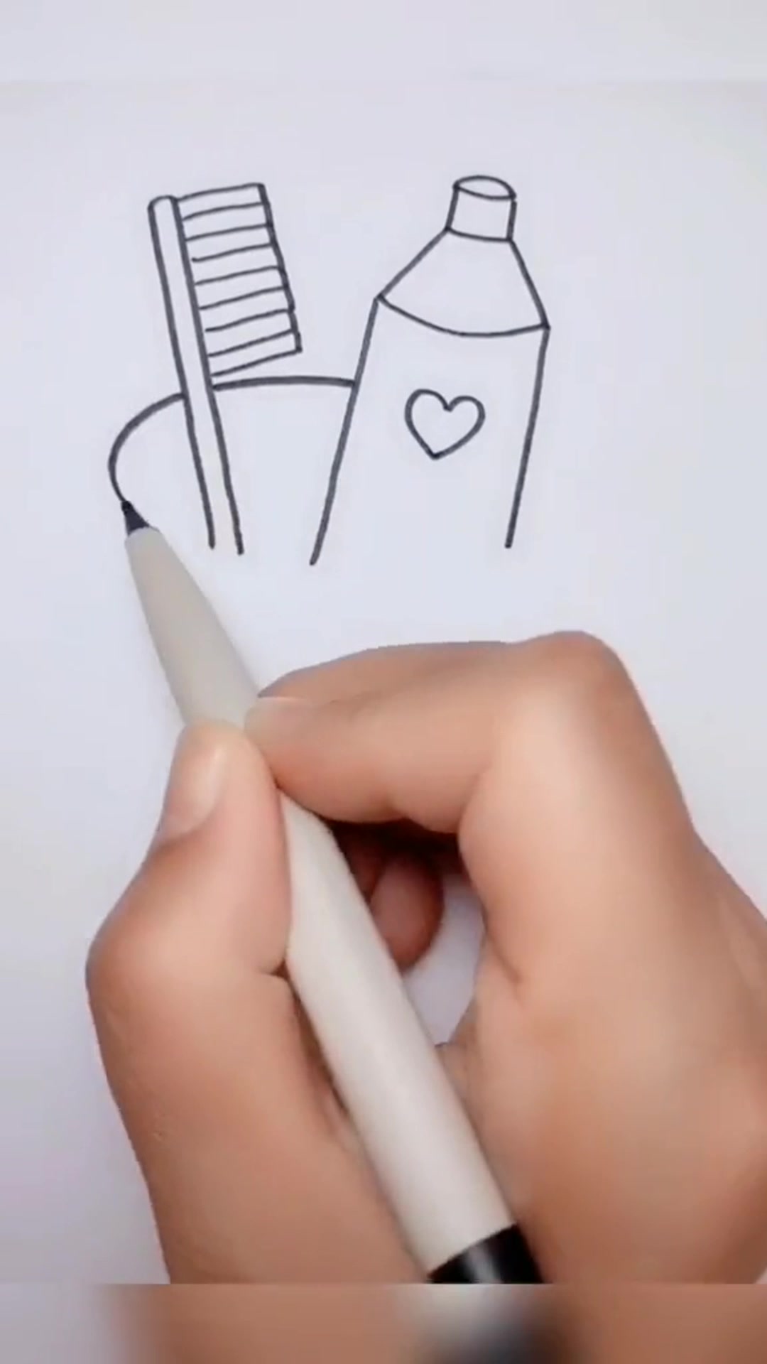 幼儿园简笔画牙刷牙膏