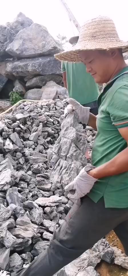青龙石产地发货 广东青龙石厂家在哪里 鱼缸假山石