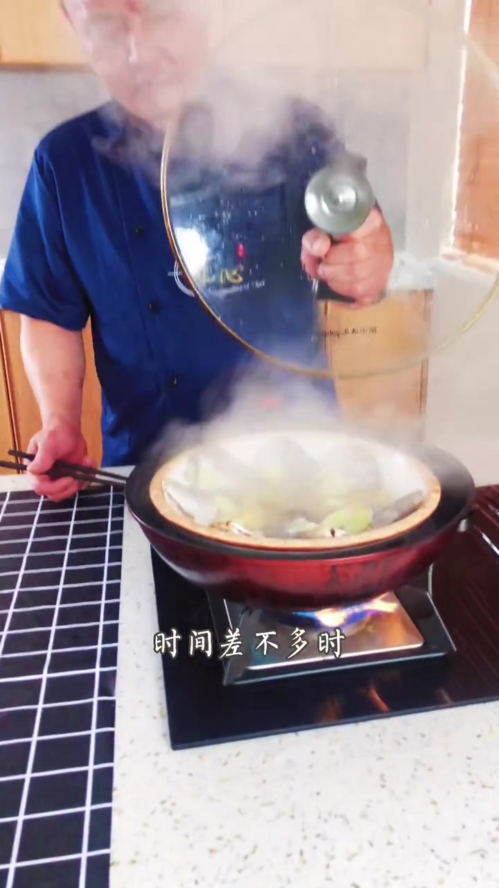 银鲳鱼的做法。  
