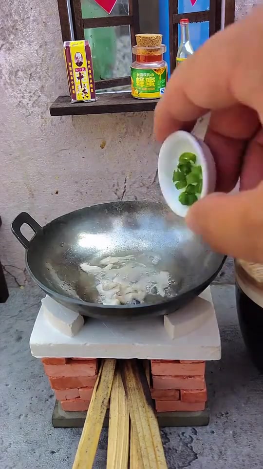全网最小的盐,一口就没了