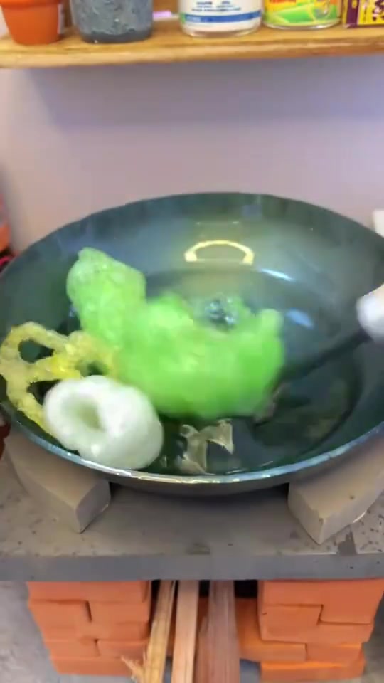 小时候妈妈给我炸的虾片,吃过吗