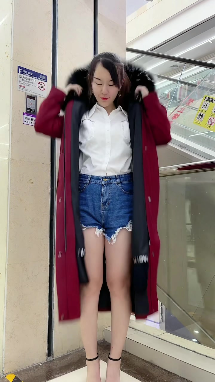 新款女装皮草派克服