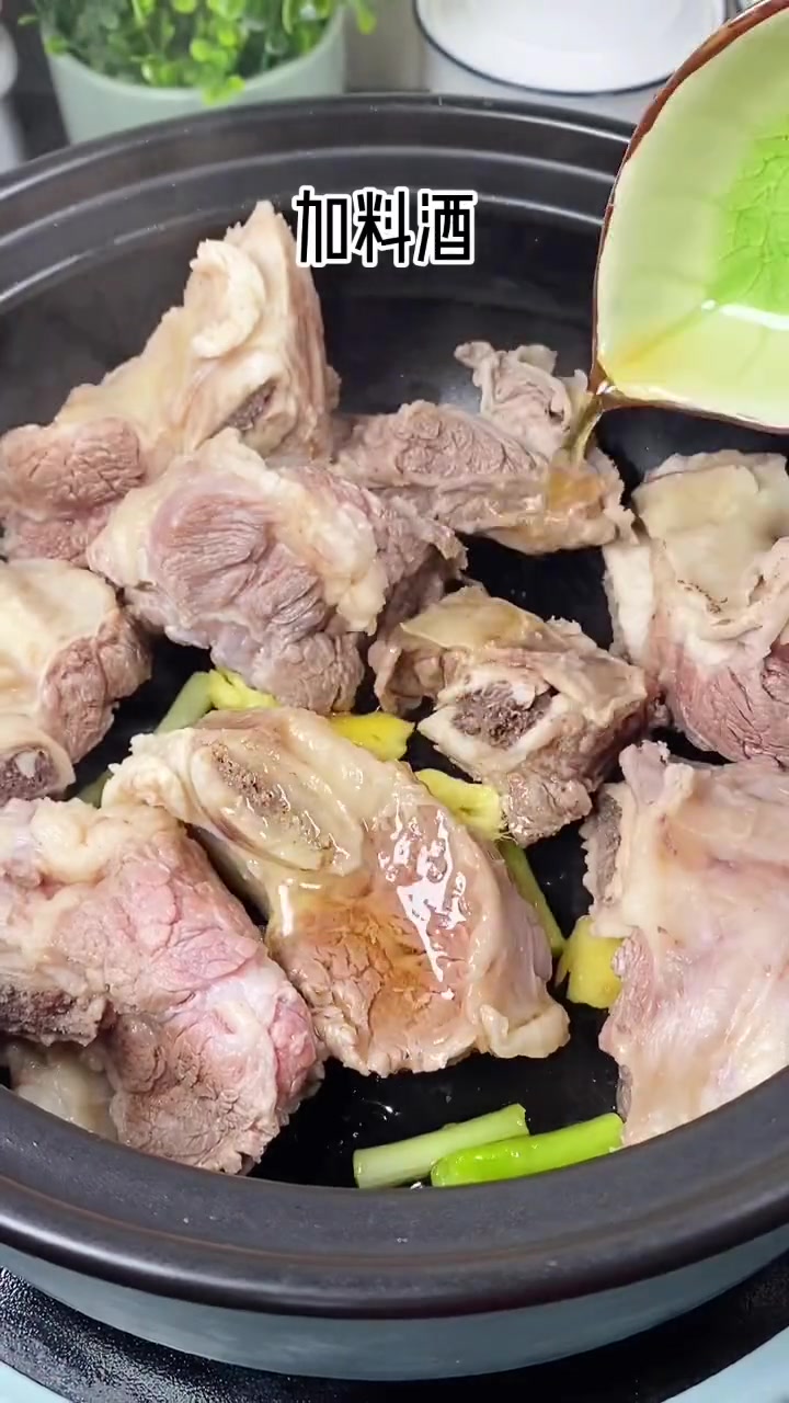牛排骨萝卜汤这么做才好喝