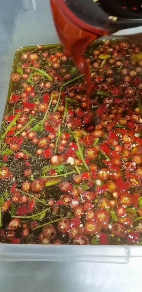 冻鸭腿怎么做好吃又简单。