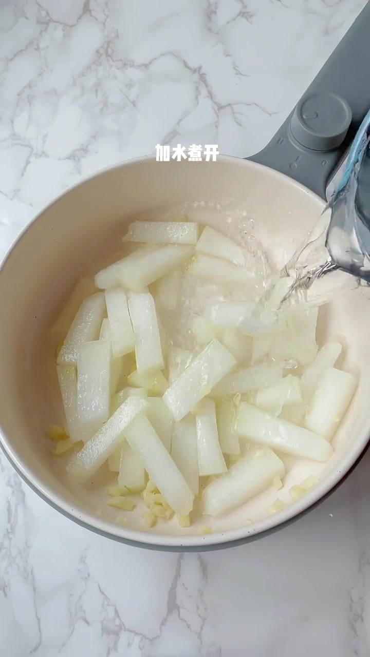 蛤蜊冬瓜汤的做法。