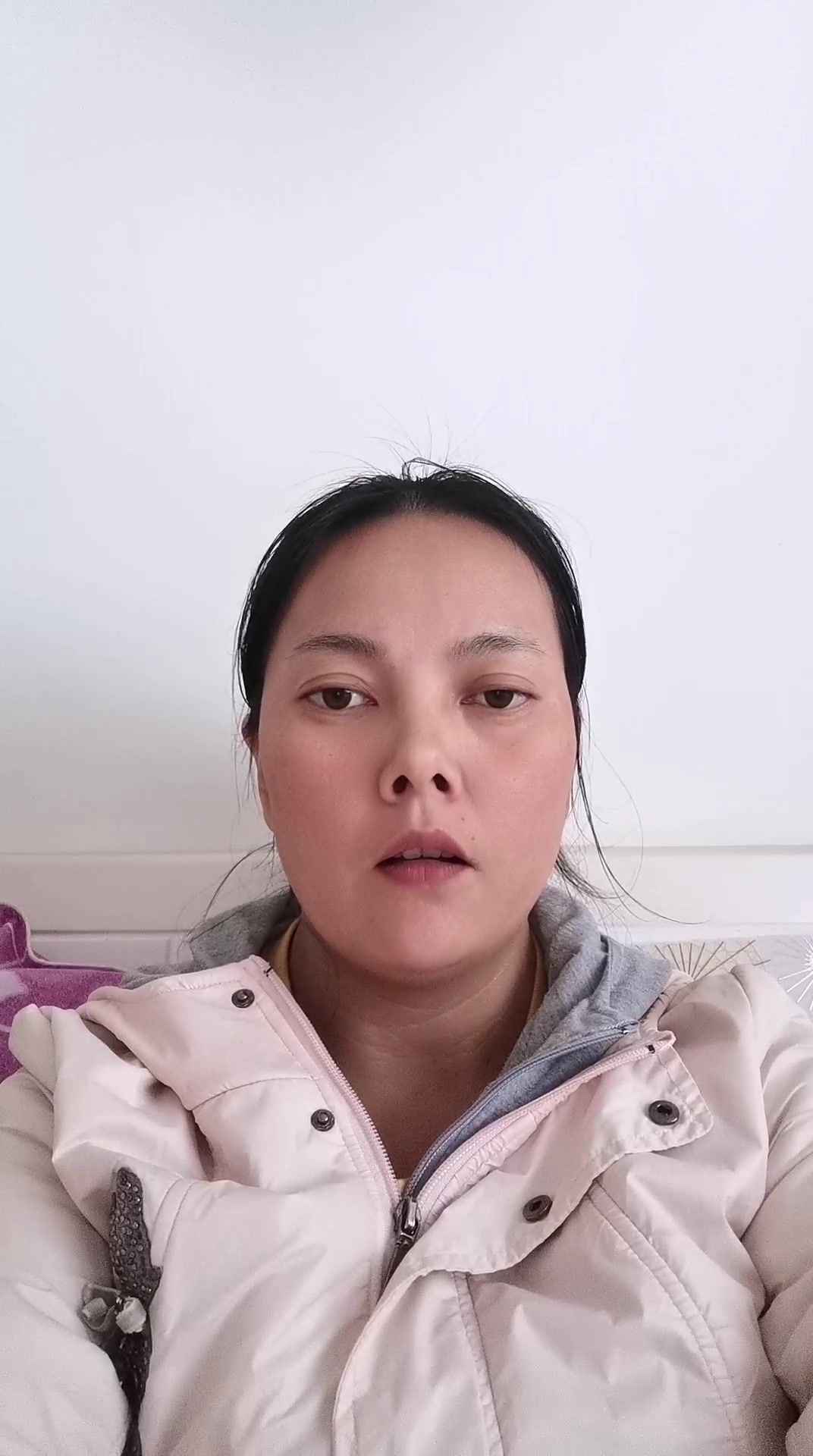 九个人蛋糕要订几寸的?