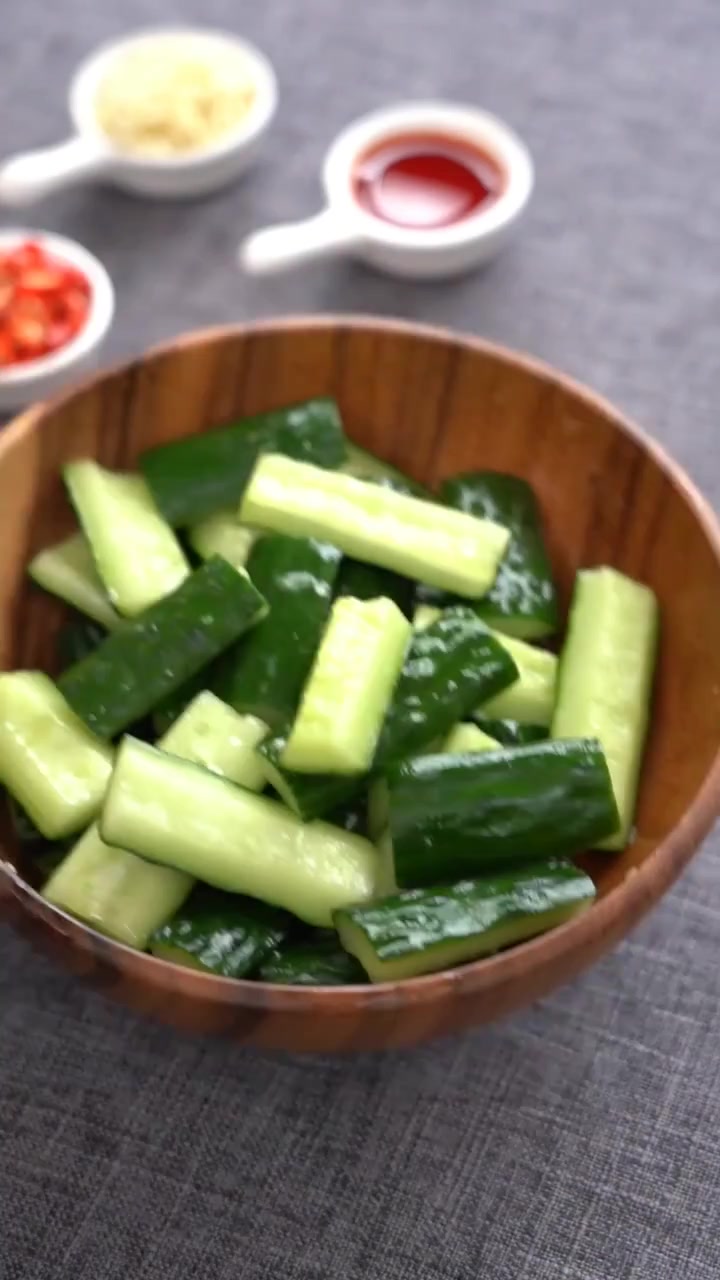 凉拌黄瓜怎么做好吃又简单视频