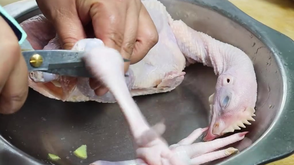 河南名菜麻椒鸡,麻辣过瘾下酒又下饭! 麻椒鸡 豫菜 美味食谱 家常菜 下饭菜 河南名菜麻椒