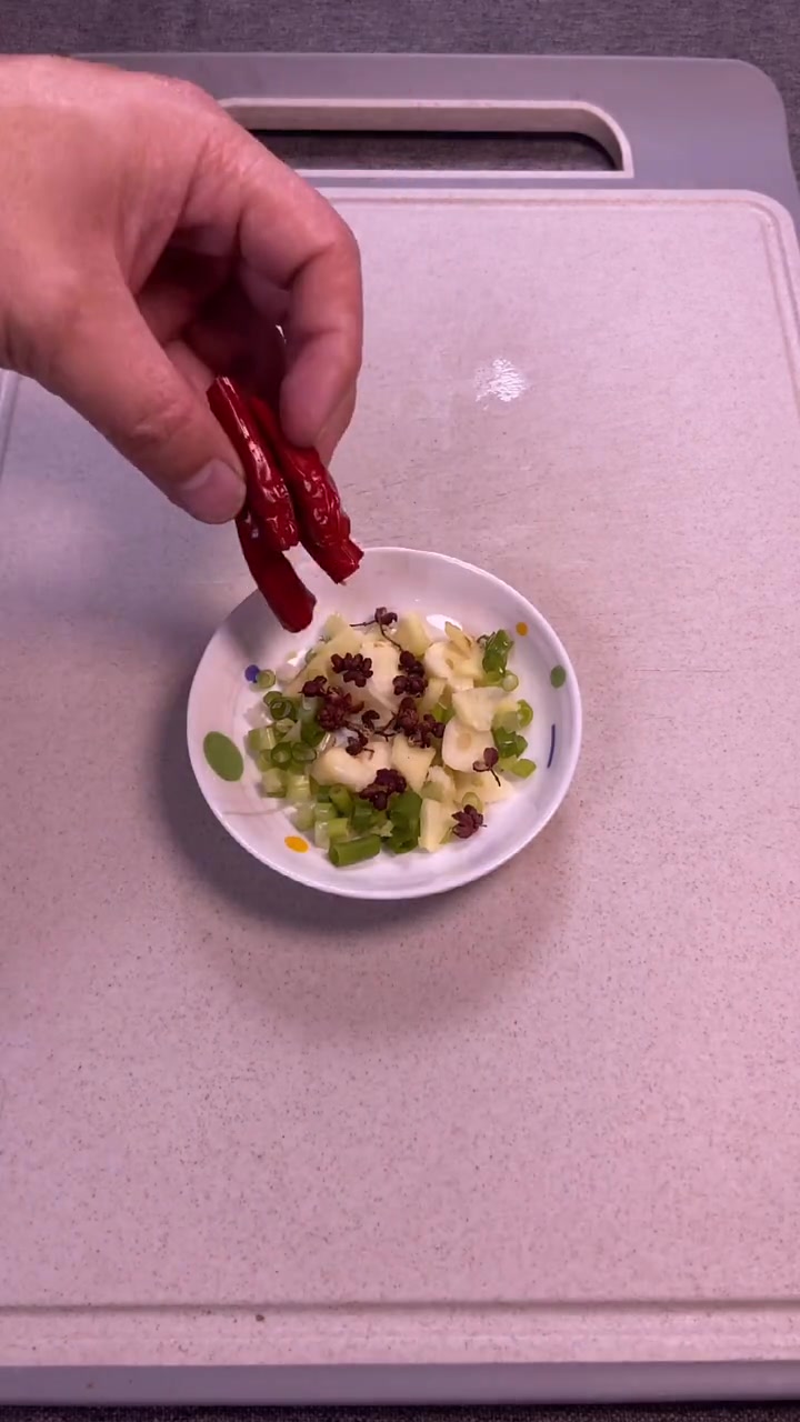 土豆鸡肉怎么炖好吃又简单