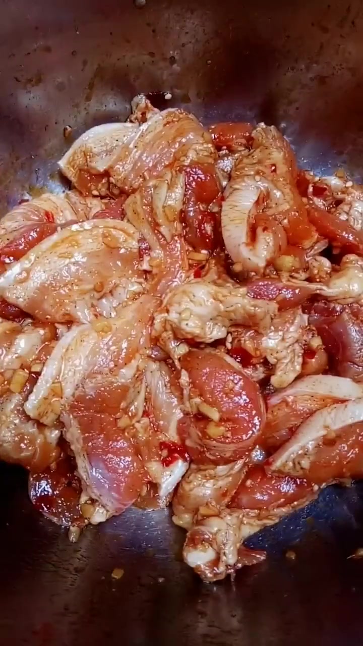 怎么做粉蒸肉。 