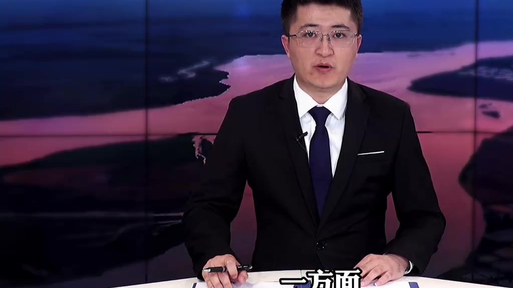 近日,有网友投诉称,10月2日凌晨开始,斗鱼直播首页挂出H&M的开屏广告。10月10日,斗