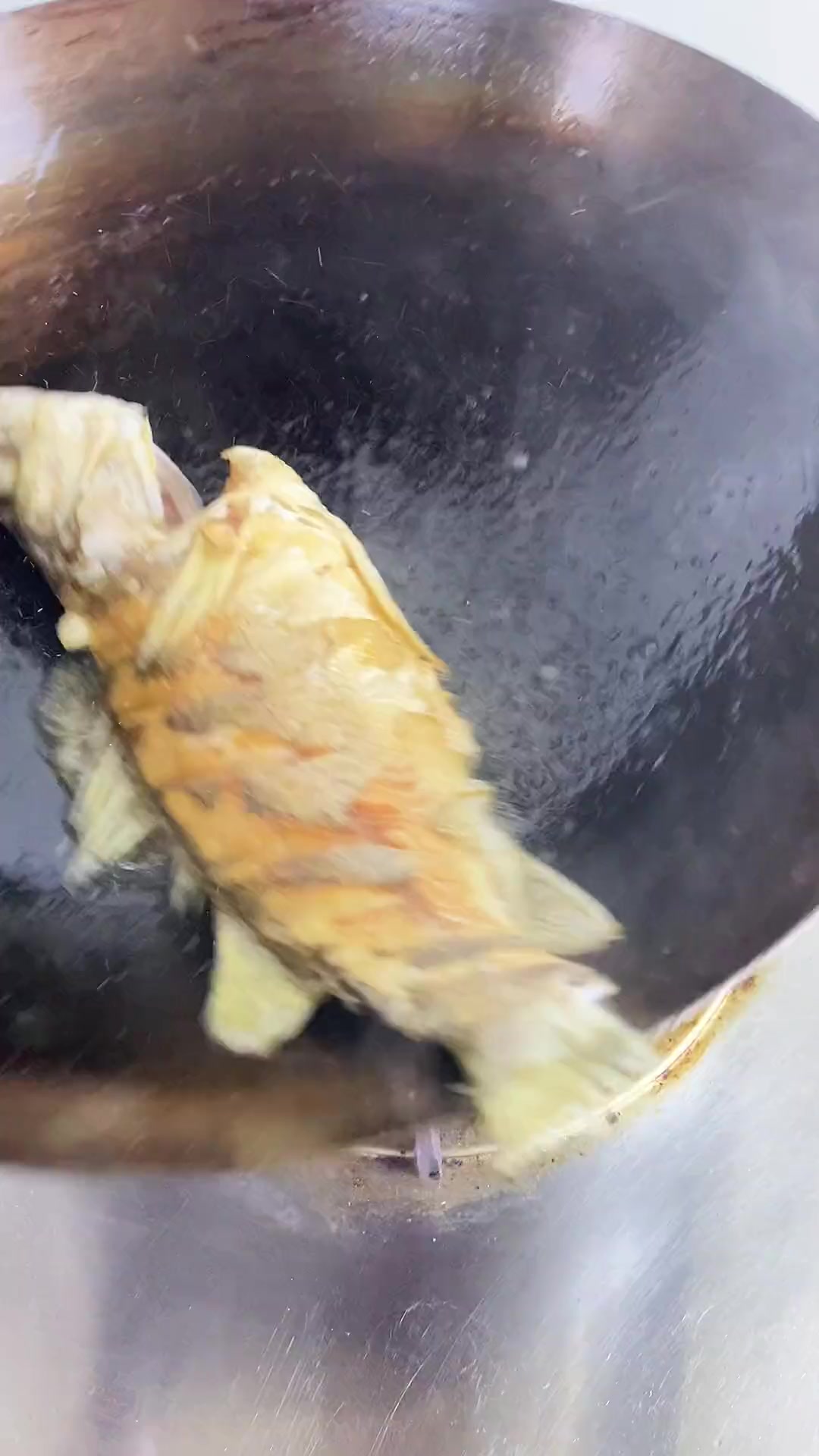 鲈鱼炖豆腐的做法
