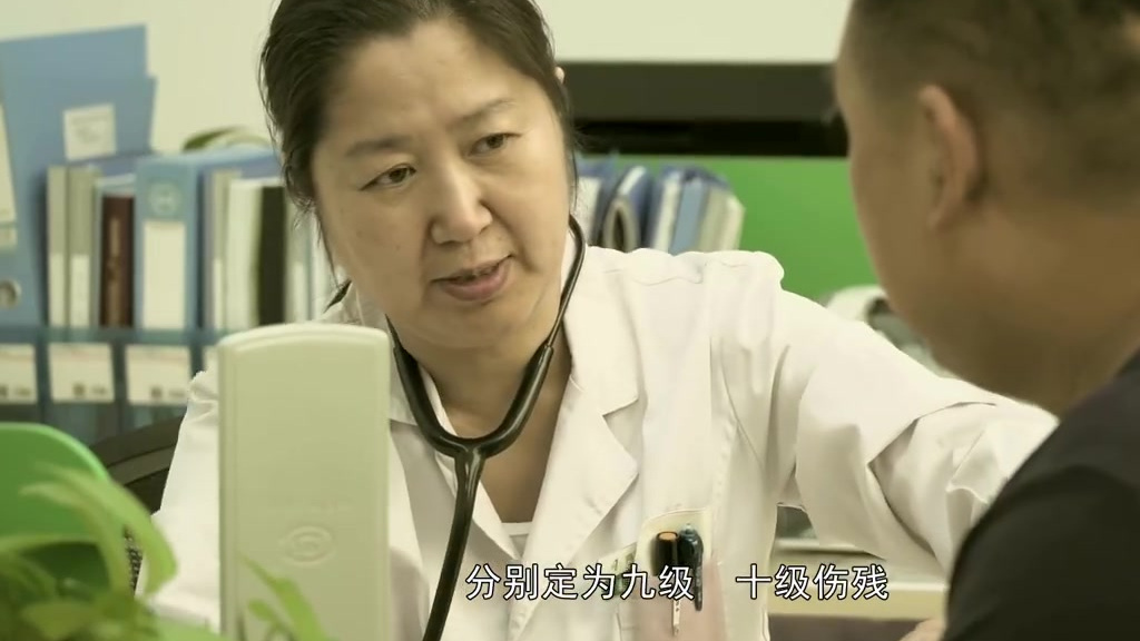 【朱振龙:牢记初心使命,用刑侦尖刀捍卫社会安宁】从警26年来,朱振龙绝大部分时间战斗在侦查