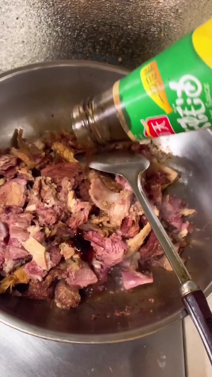 剔骨牛肉的做法大全。