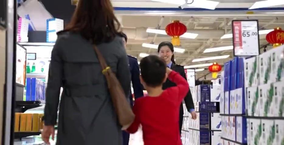 【我知晓、我参与、我支持!让我们一起为食安西安打call!】在西安大大小小的街道上和巷子里