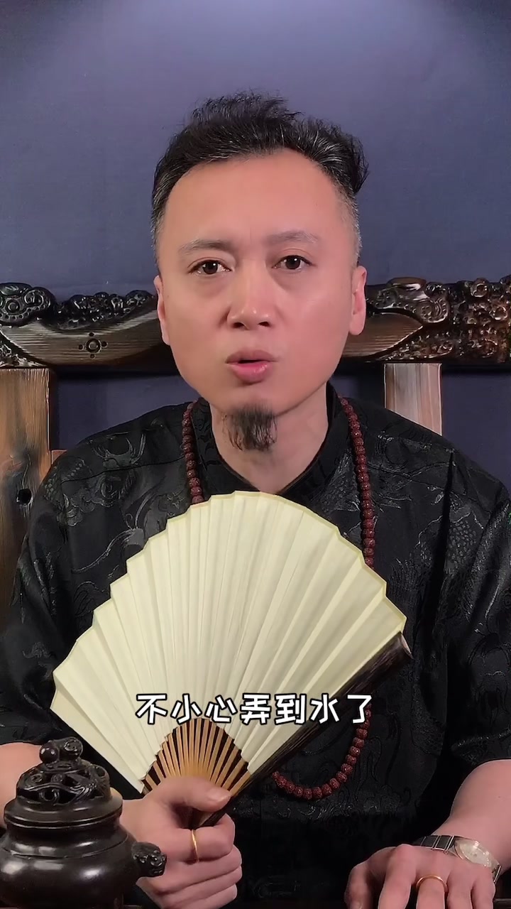 老铁们,鸡血藤的盘玩你们知道多少?