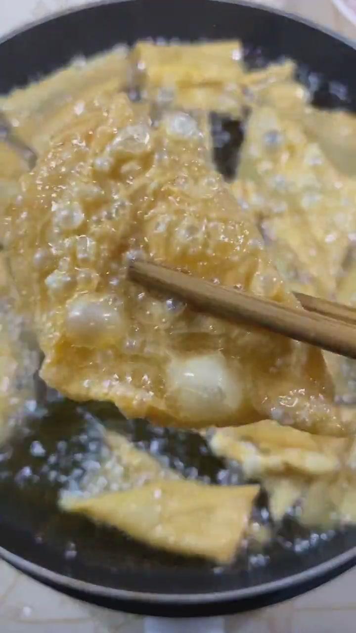 炸腐竹的正确方法。