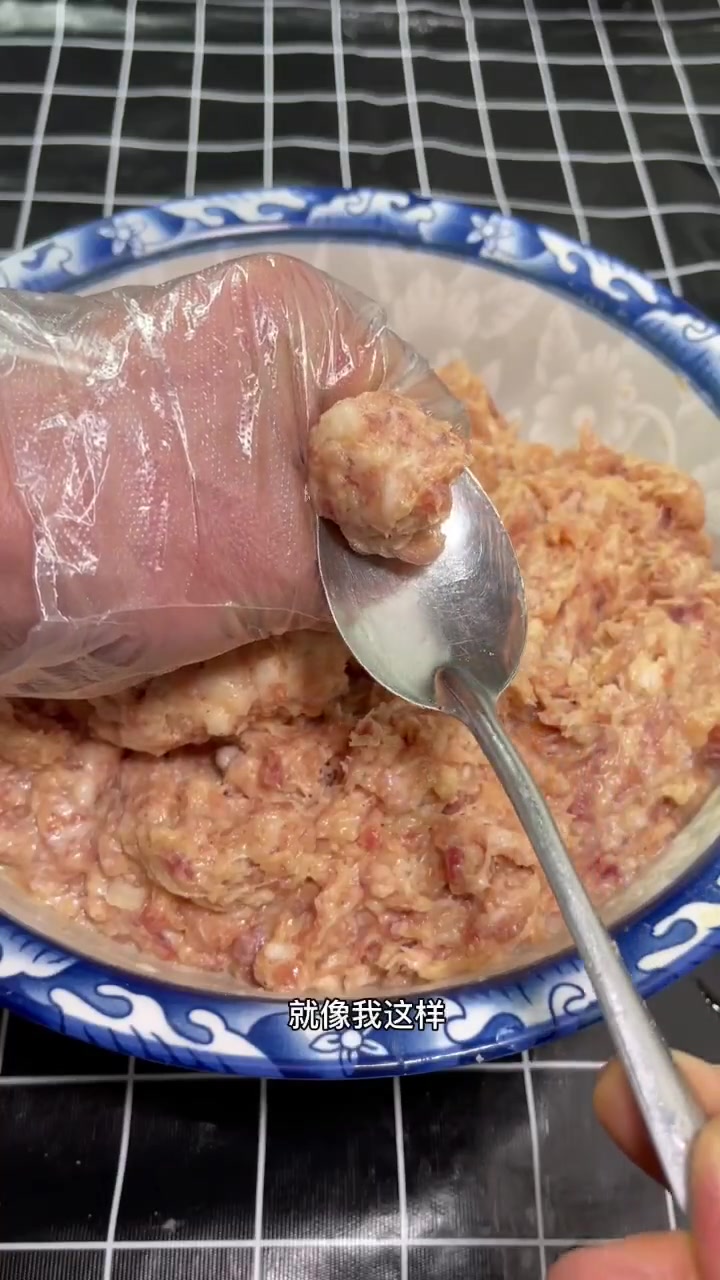 蒸丸子馅的做法和配料。