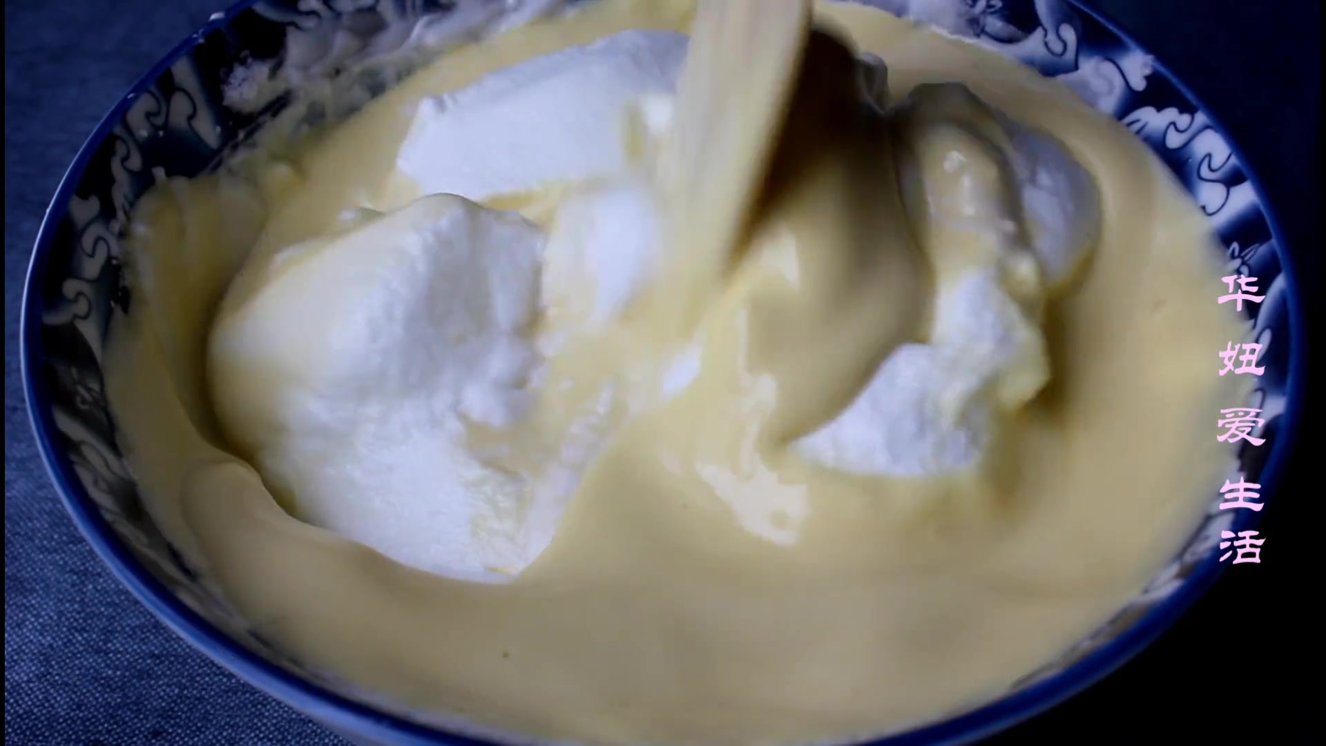 电饭煲蛋糕怎么做的松软蓬松不塌陷