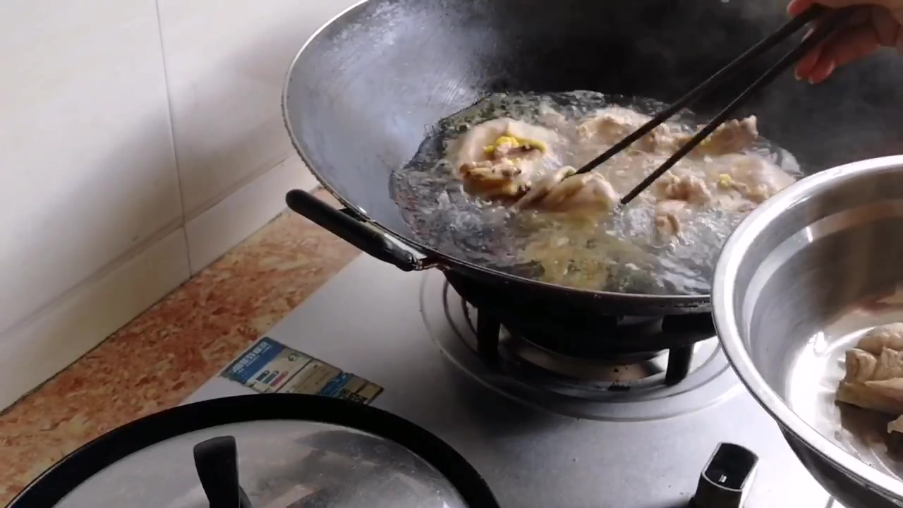 野鸡煲汤的做法步骤