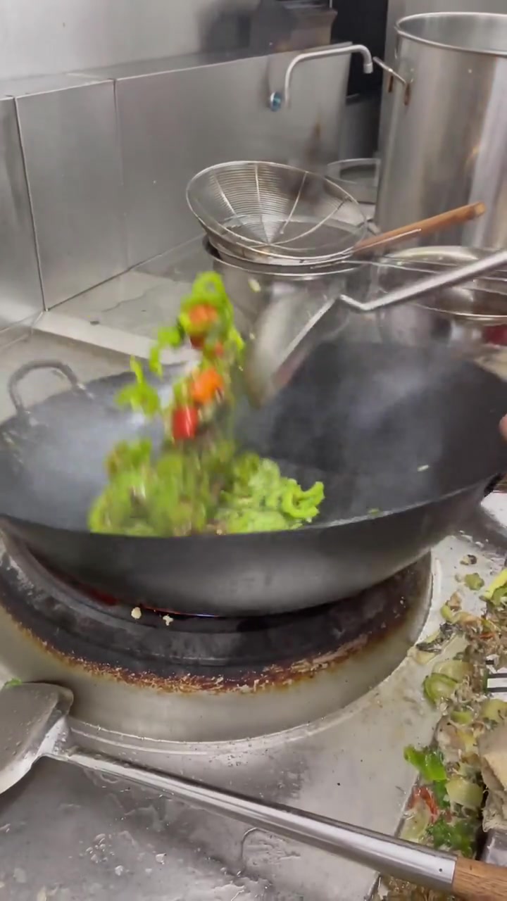 苦瓜炒牛肉的做法。