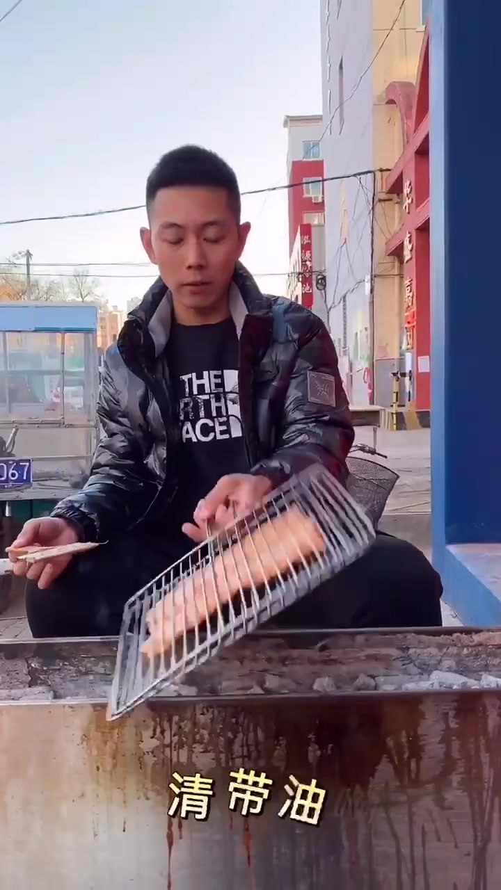 烤三文鱼的做法。