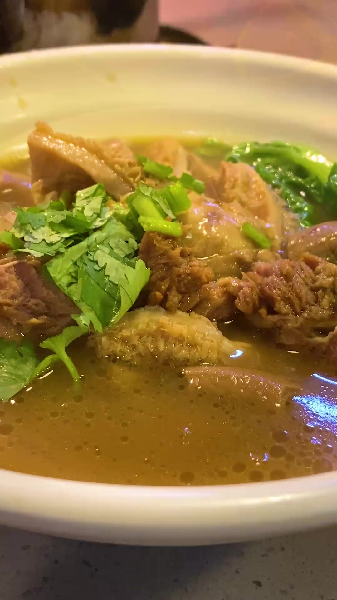 这碗牛杂汤粉天冷更好吃