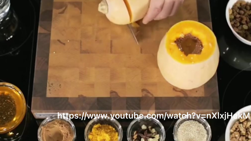 粥是俄罗斯传统美食。各种各样的粥已经流行了一千多年。在俄罗斯民族文化中,粥占有着特殊的地位