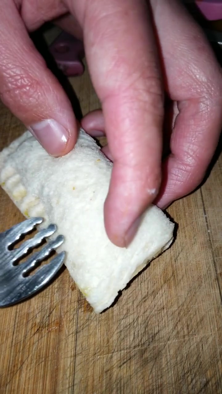 电饼铛苹果派的做法。