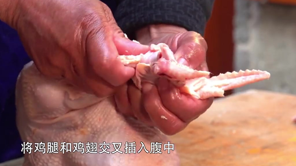 疫情之下,在家馋了可怎么办?来只烧鸡~河南最有名的道口烧鸡,可与北京烤鸭、金华火腿齐名!它