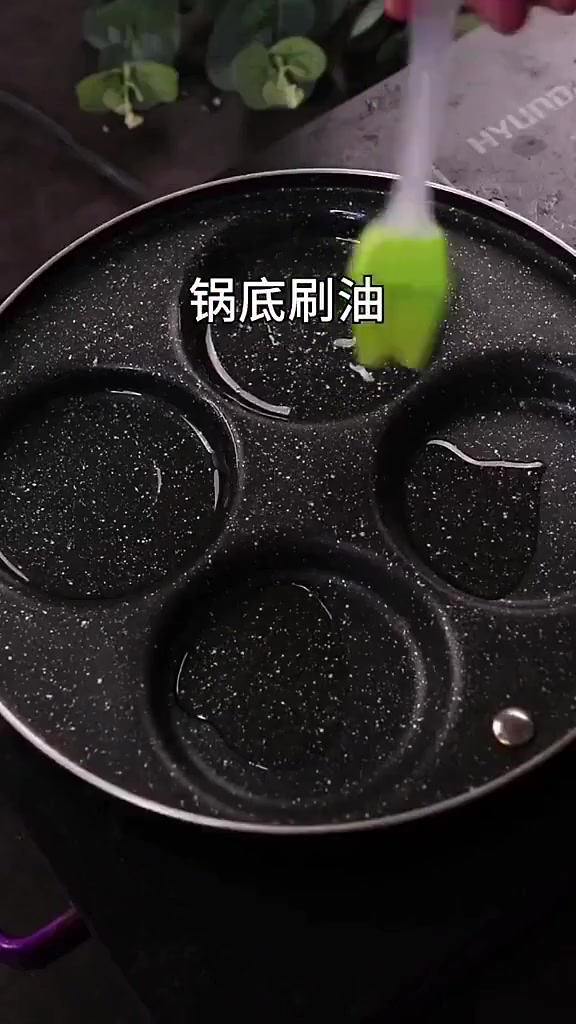 【番茄早餐蛋饼做法】简直太好吃了,颜值说明一切,做法简单,喜欢就get!