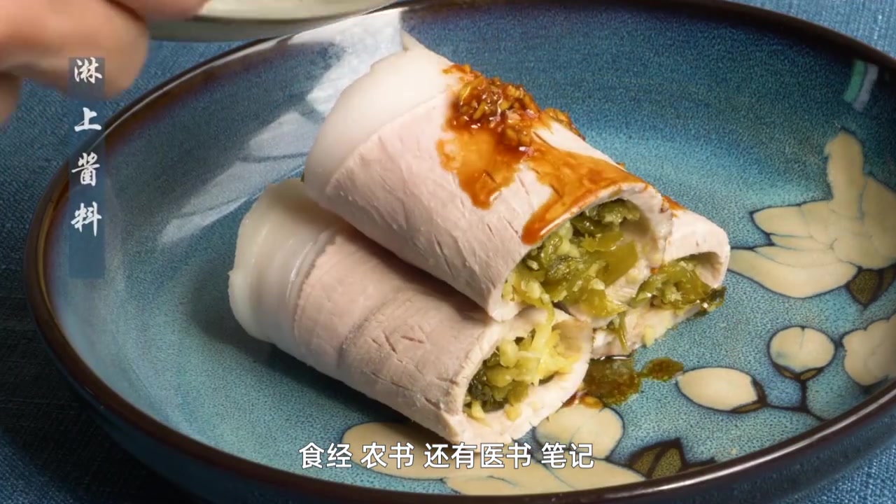 【90后姑娘复刻出60道红楼梦美食 为一道食材等一年】江西南昌一位姑娘从去年8月开始,复刻