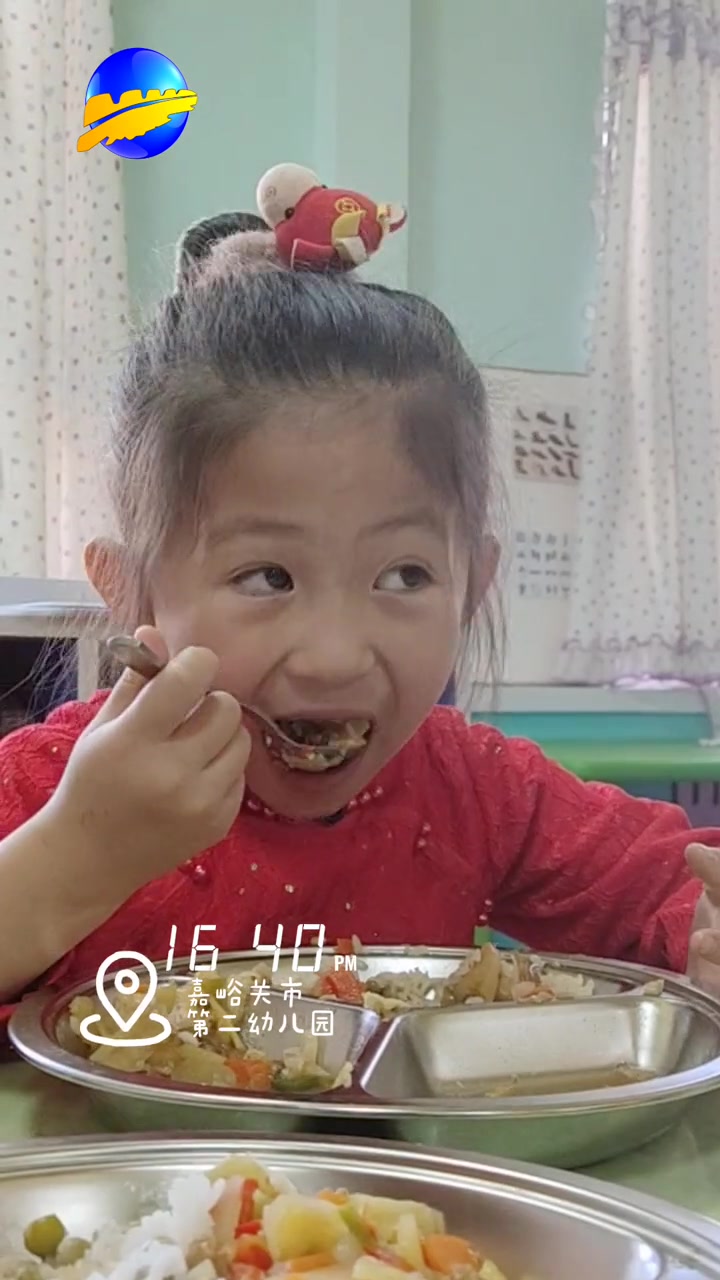幼儿园晚餐 神兽归笼第一天 幼儿园的小可爱 好好吃饭营养均衡 美味
