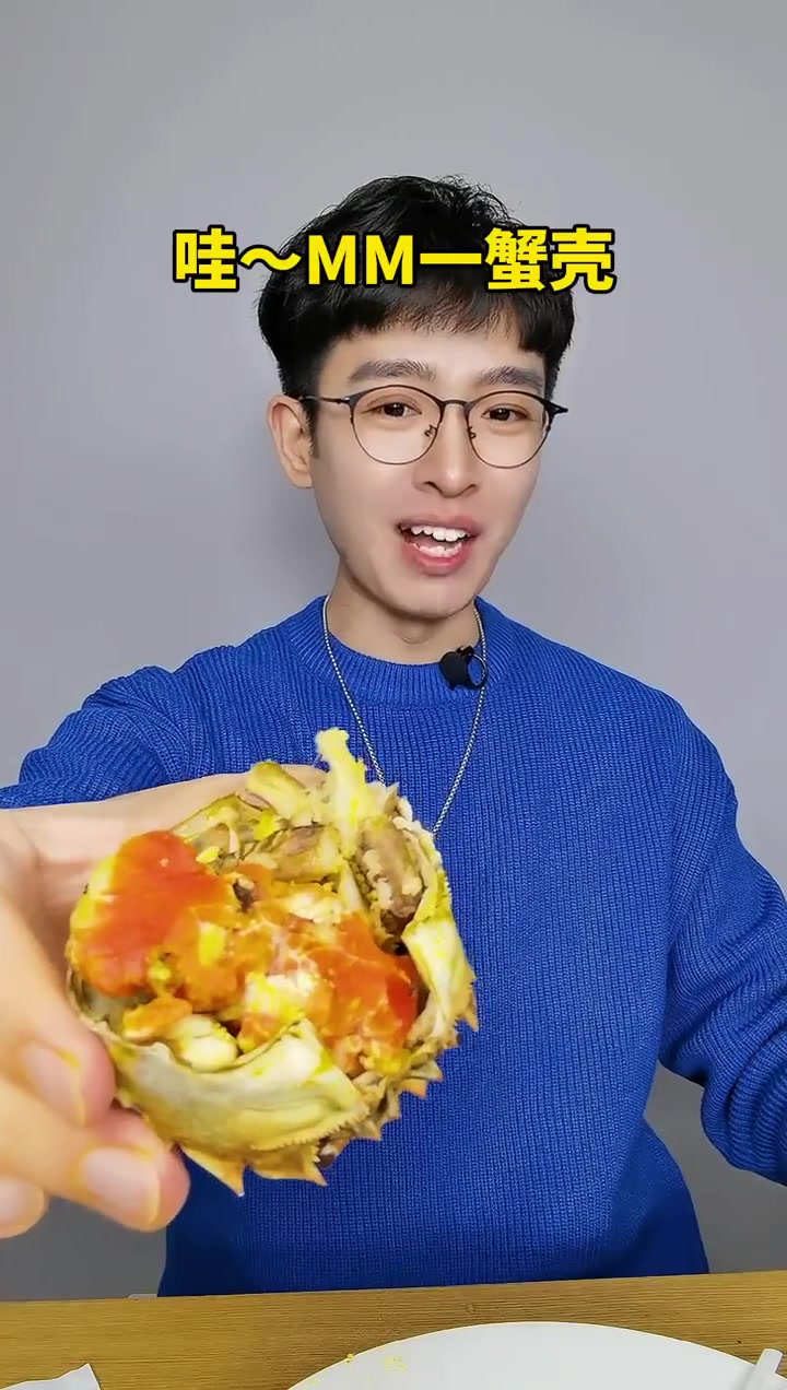 ????螃蟹|秋天螃蟹肥美,赶快吃大闸蟹啦! ????俗话说:秋风起,蟹脚痒,ju花开,闻蟹来!秋天的