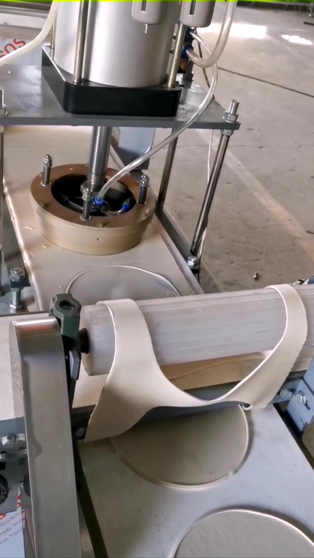 披萨饼成型机馕饼机