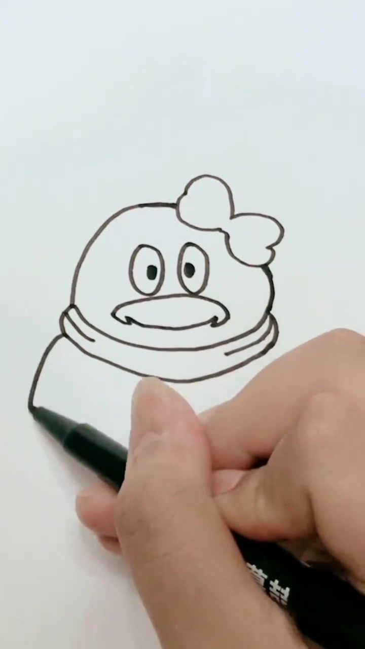 QQ企鹅简笔画,女生QQ企鹅,一起来画画吧!