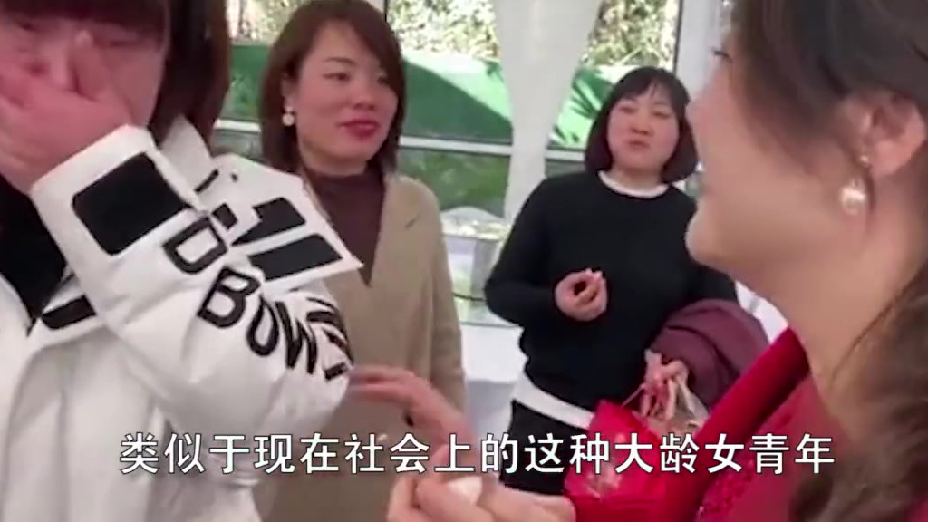 【姐姐连夜蒸146个花馍送新婚妹妹:就想她好[心]】11月27日,河南卫辉,妹妹出嫁后即将